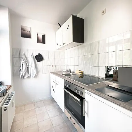 דירה Zentrales Mit Tv, Kueche Und Mikrowelle *