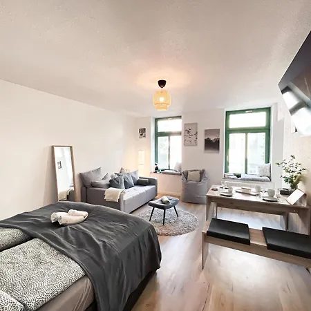 Zentrales Mit Tv, Kueche Und Mikrowelle 公寓 开姆尼茨