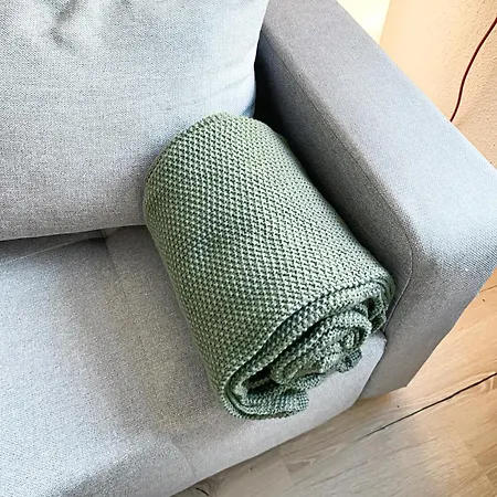 Zentrales Mit Tv, Kueche Und Mikrowelle *