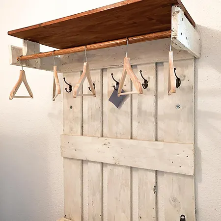 Zentrales Mit Tv, Kueche Und Mikrowelle